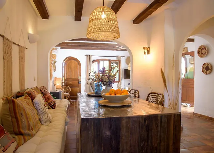 El Sarchal Bohemian Holiday Home With Pool In Moraira